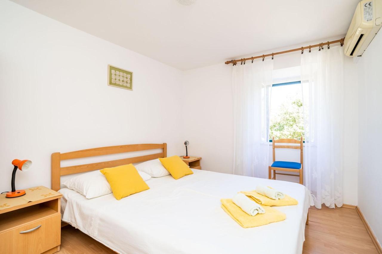 Apartments Lidija 扎通 外观 照片