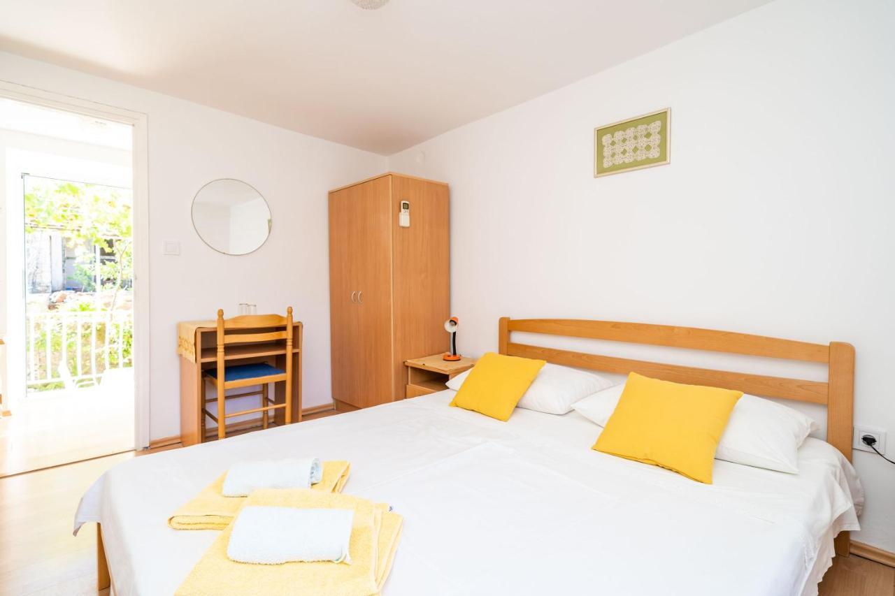 Apartments Lidija 扎通 外观 照片