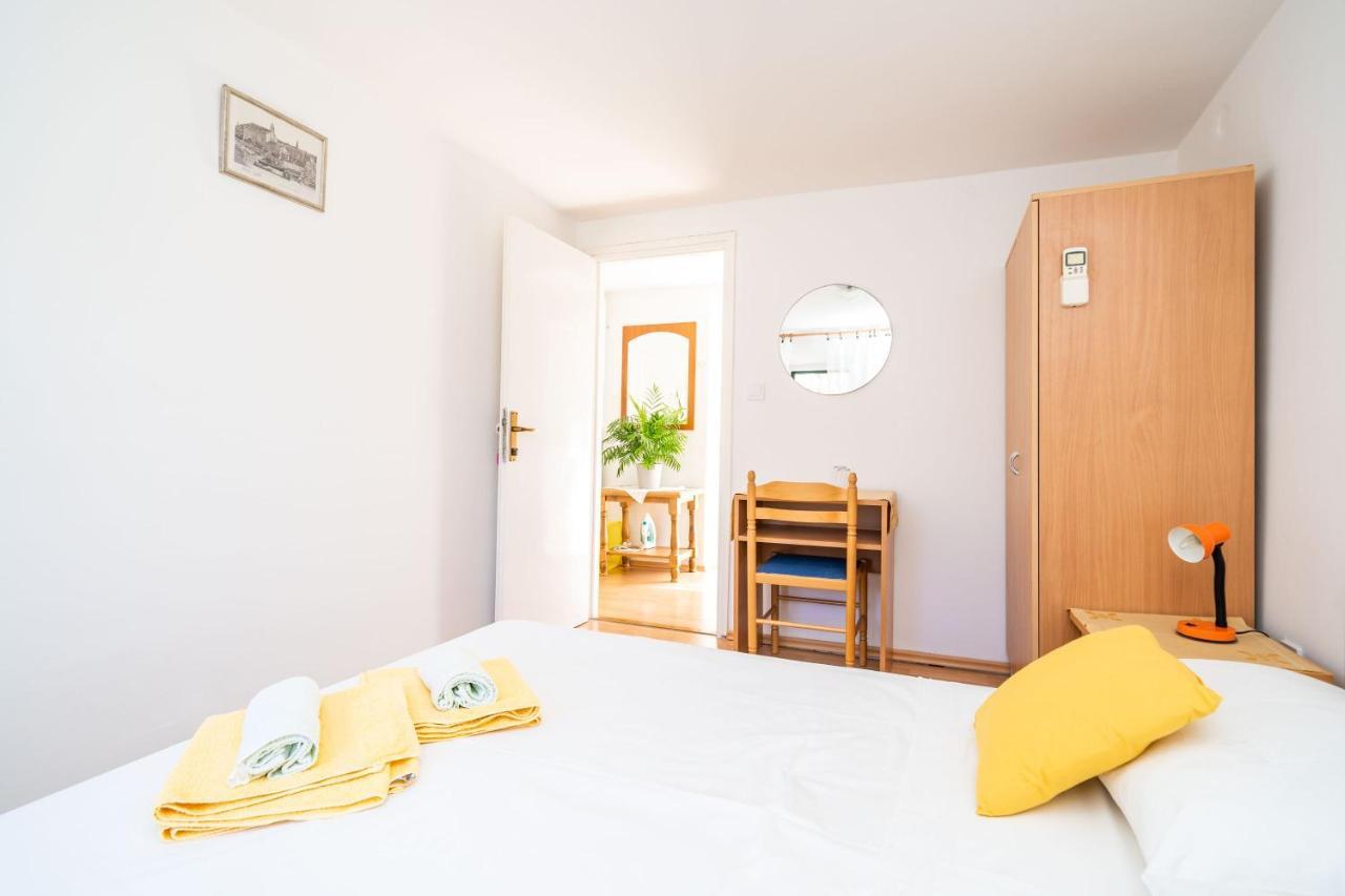 Apartments Lidija 扎通 外观 照片